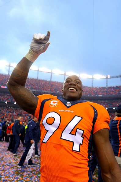 demarcus-ware-arm-celebration.jpg